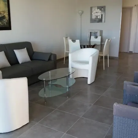 Lägenhet 1 Bedroom - Sea View *